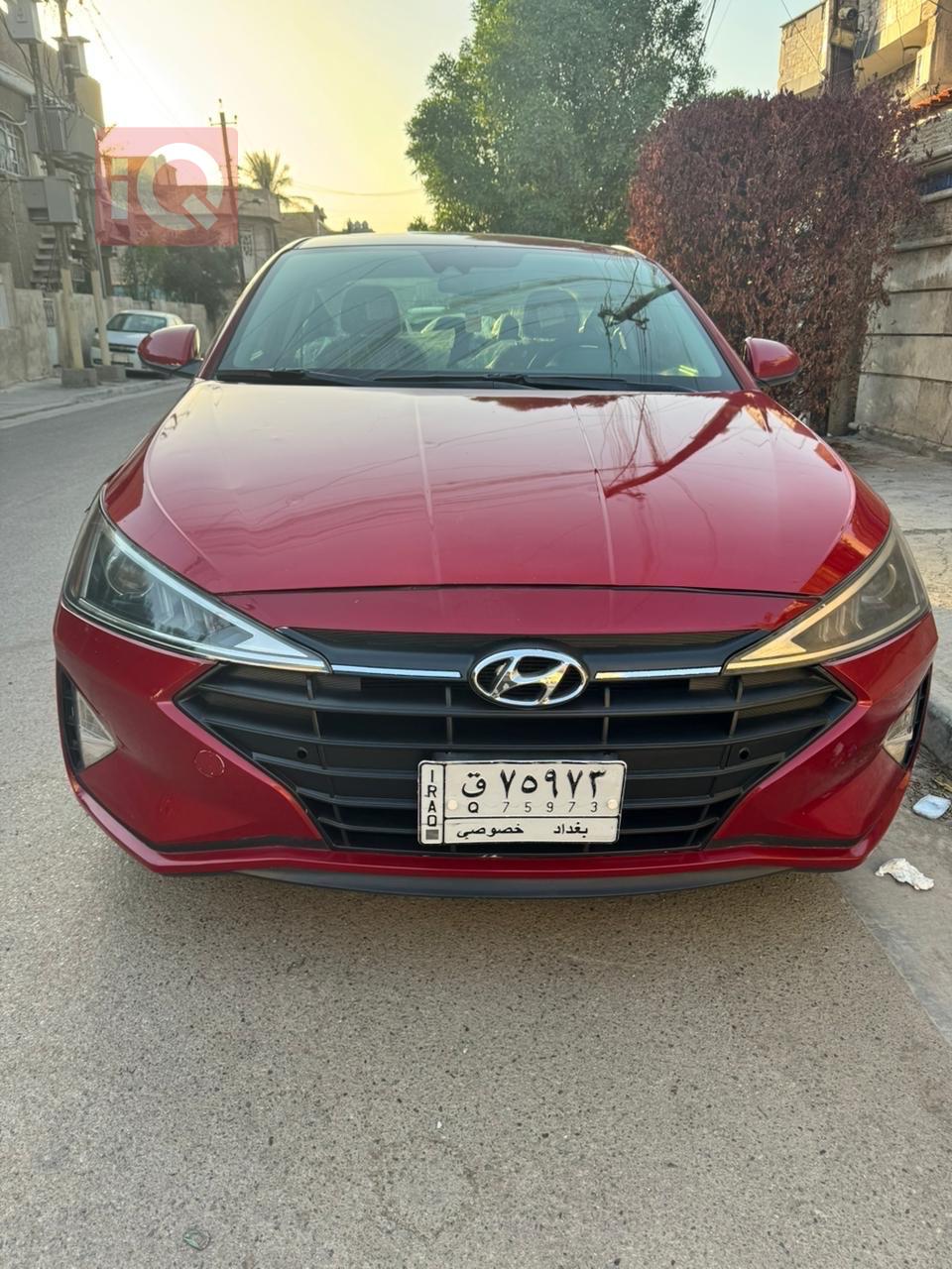 هیوندای ئەلەنترا